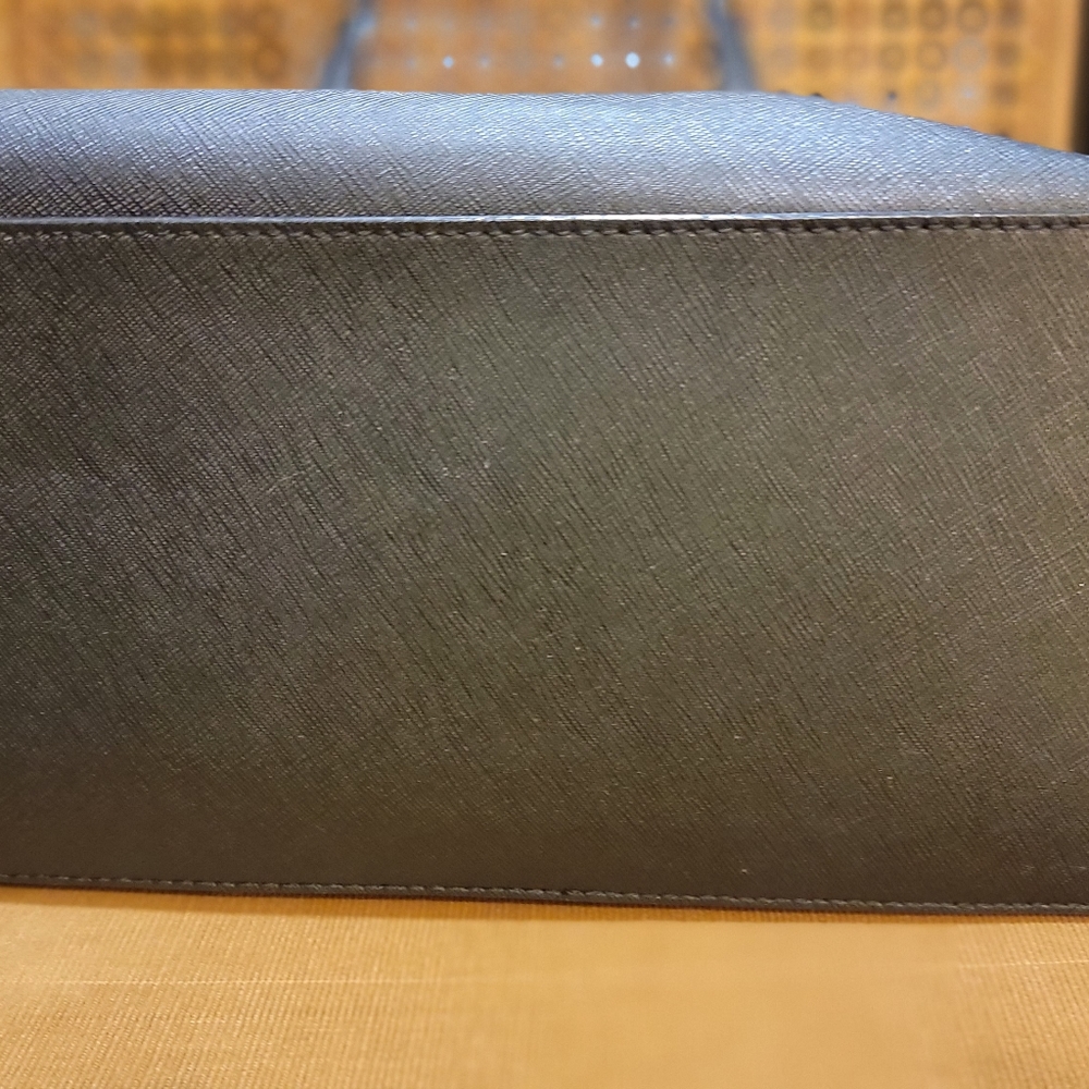 ***SOLD***Kate Spade Black Satchel Leather Handbag - Picture 4 of 5